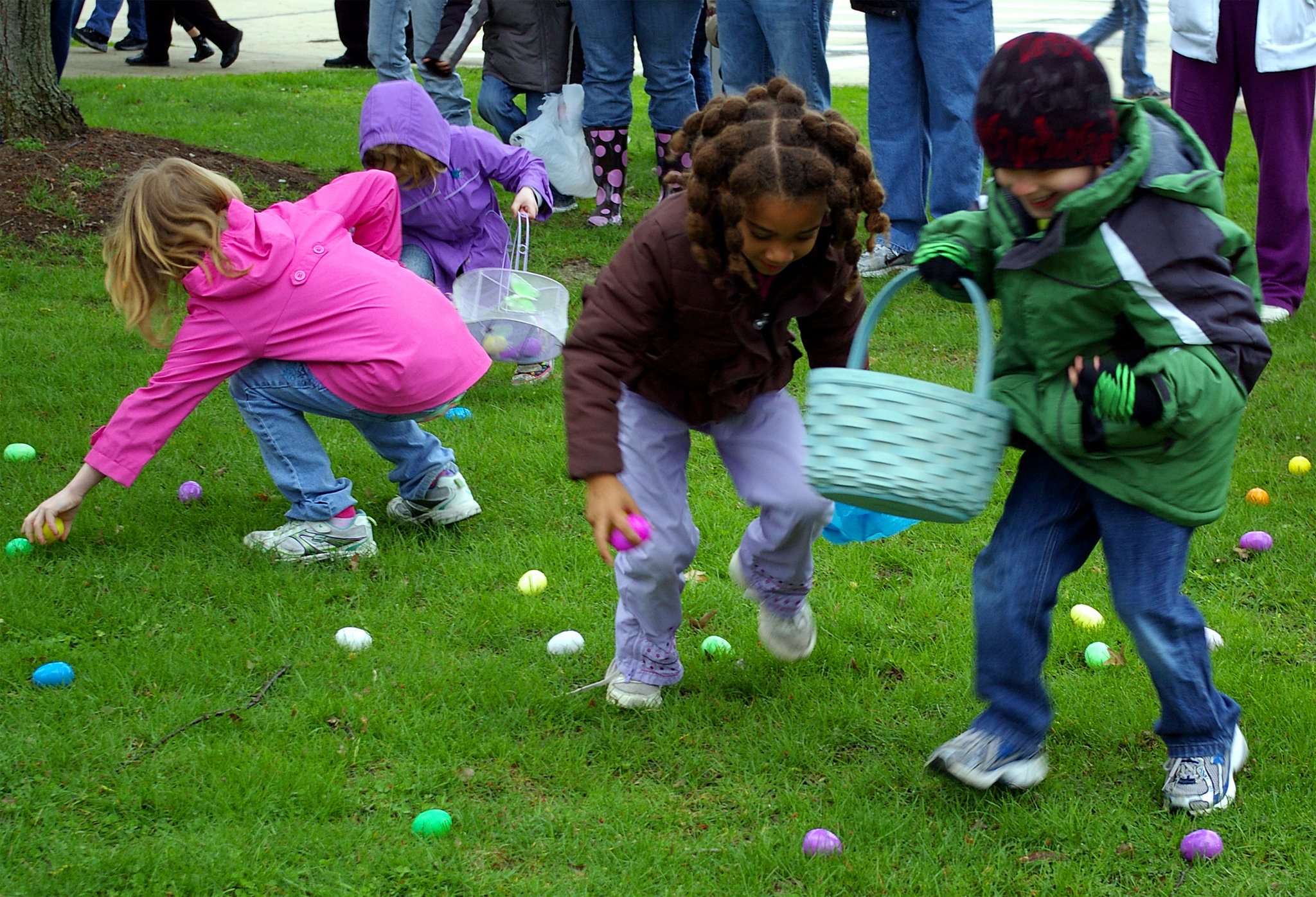 images easter egg hunt